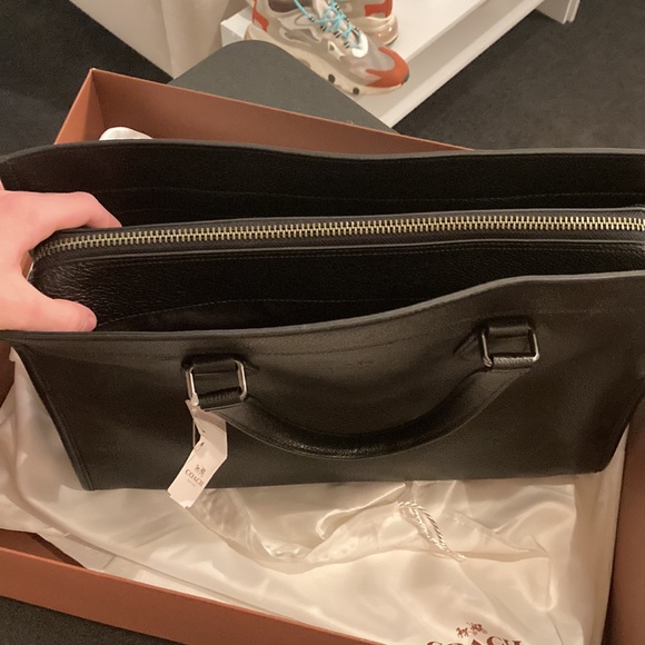 Coach Handbag - Picture 5 of 9